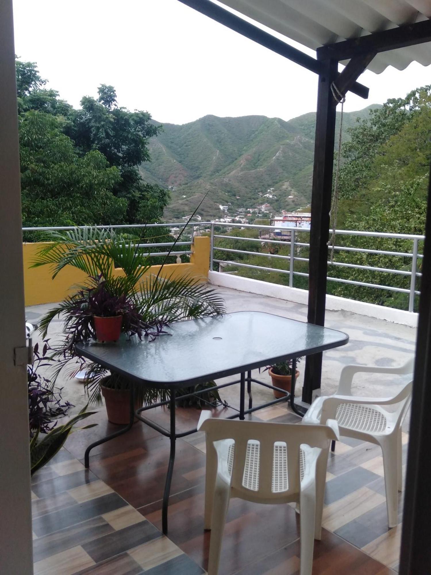 Perth House Taganga Apartment Exterior photo